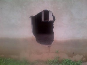 Hole dug into building to get the terrorists in Kaduna Photo credit: Sahara Reporters Media