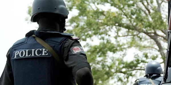 Tension In Edo As Irate Youths Barricade Road Over Killing Of Colleague